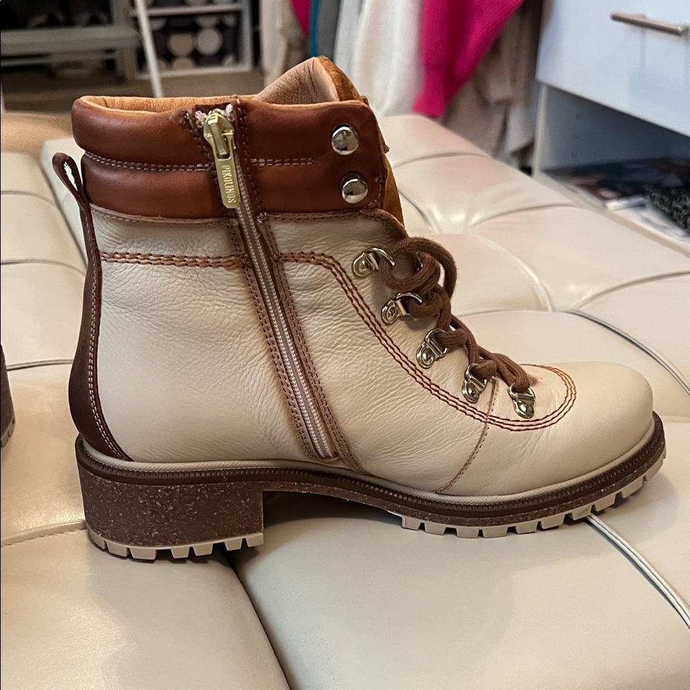 Pikolinos Tan and Cream Lace-Up Boots - Picture 3 of 6